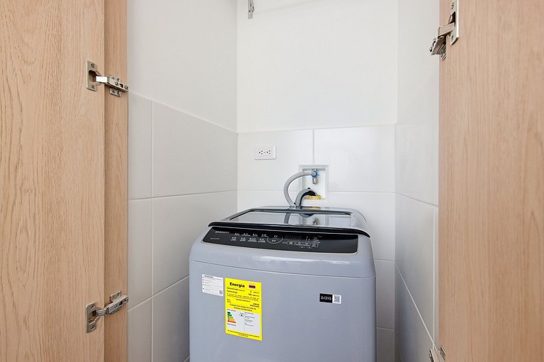 U-GO Loft with Unmatched View of the Marina