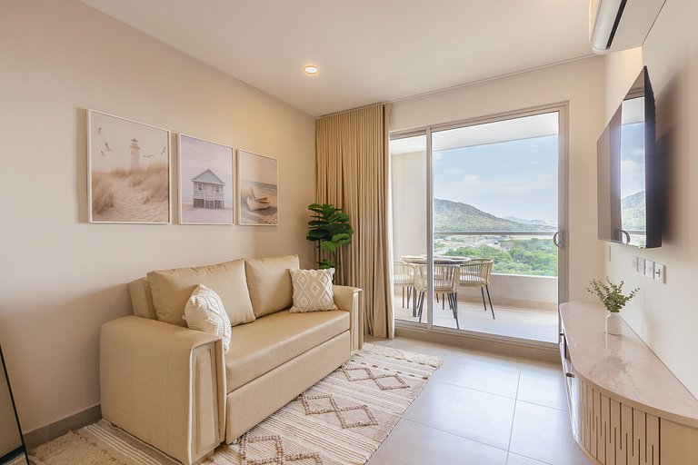 Apartment with Terrace and Sea and City View | U-GO