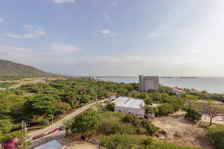 Apto con Terraza y Vista al Mar y la ciudad | U-GO