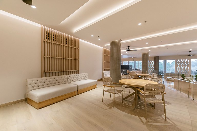 Modernes Apartment | Pool und Strand 10 Min.
