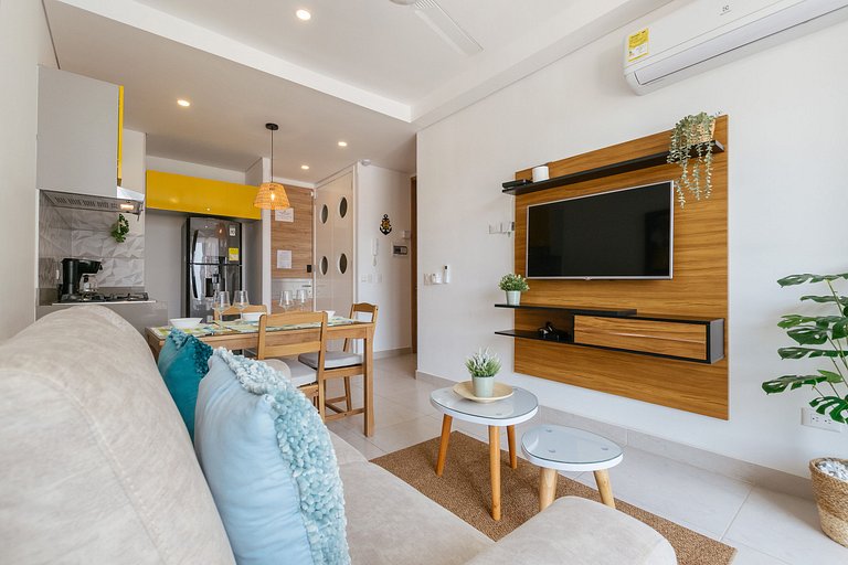 Modern Apartment with Pools and Resort Amenities
