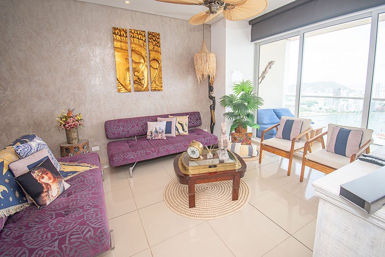 Exclusive Apartment with Panoramic View and Infinity Pool