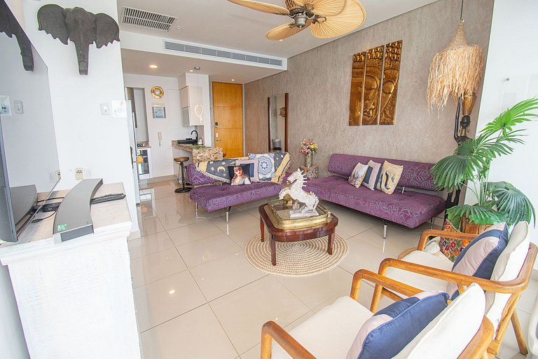 Exclusive Apartment with Panoramic View and Infinity Pool
