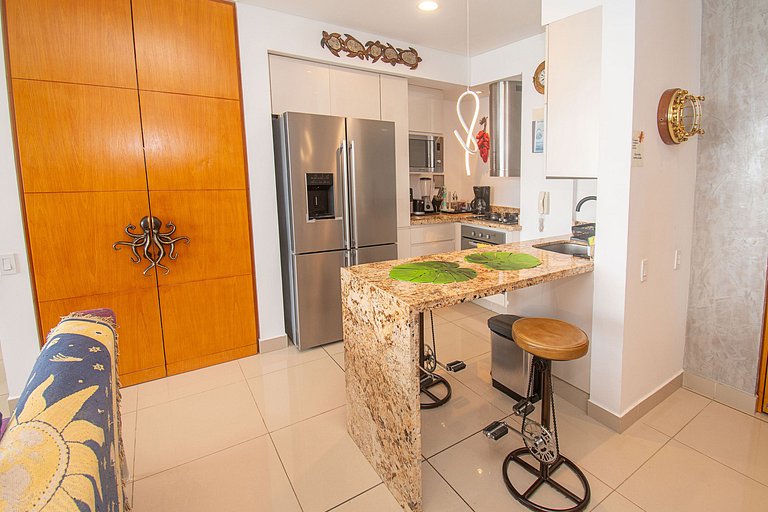 Appartement exclusif avec vue panoramique et piscine à débor