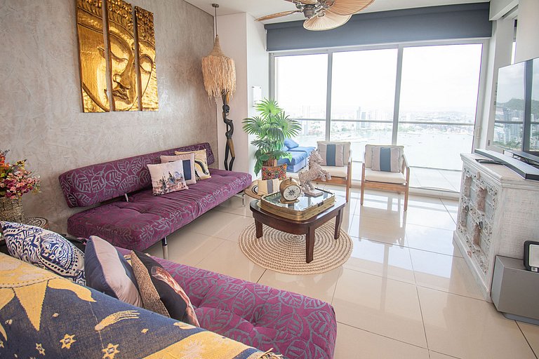 Exklusive Wohnung mit Panoramablick und Infinity-Pool