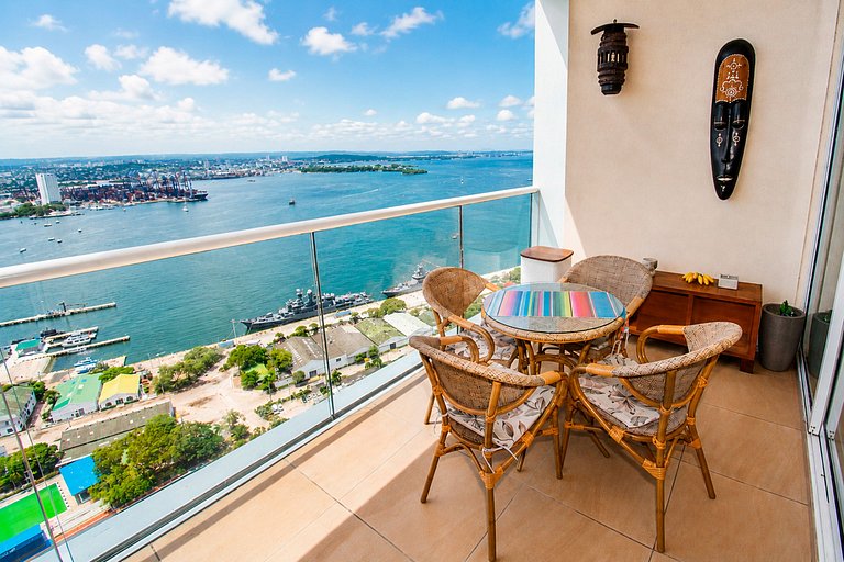 Esclusivo appartamento con vista panoramica e piscina a sfio