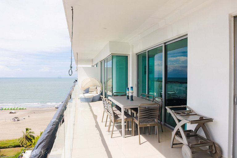 Appartement Moderne aux Morros avec Plage Privée